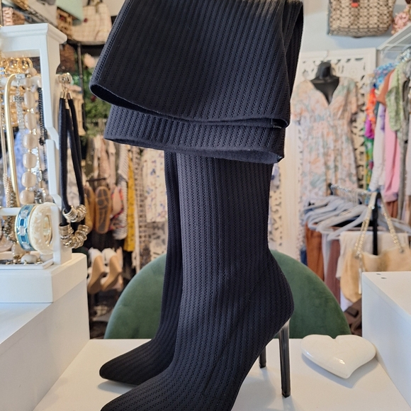 Source Unknown Black Over-the-Knee Pointed Stiletto Boots - Picture 6 of 6